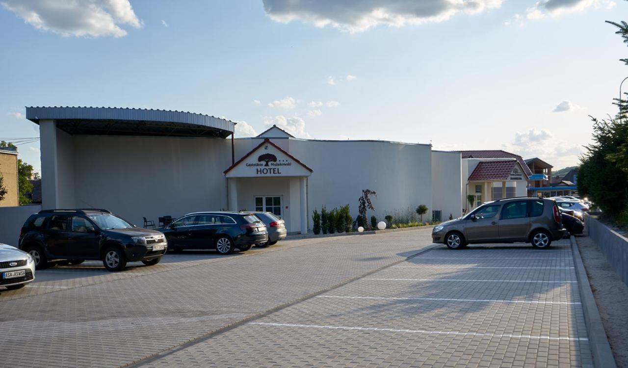 Hotel Muzakowski Łęknica Exteriör bild